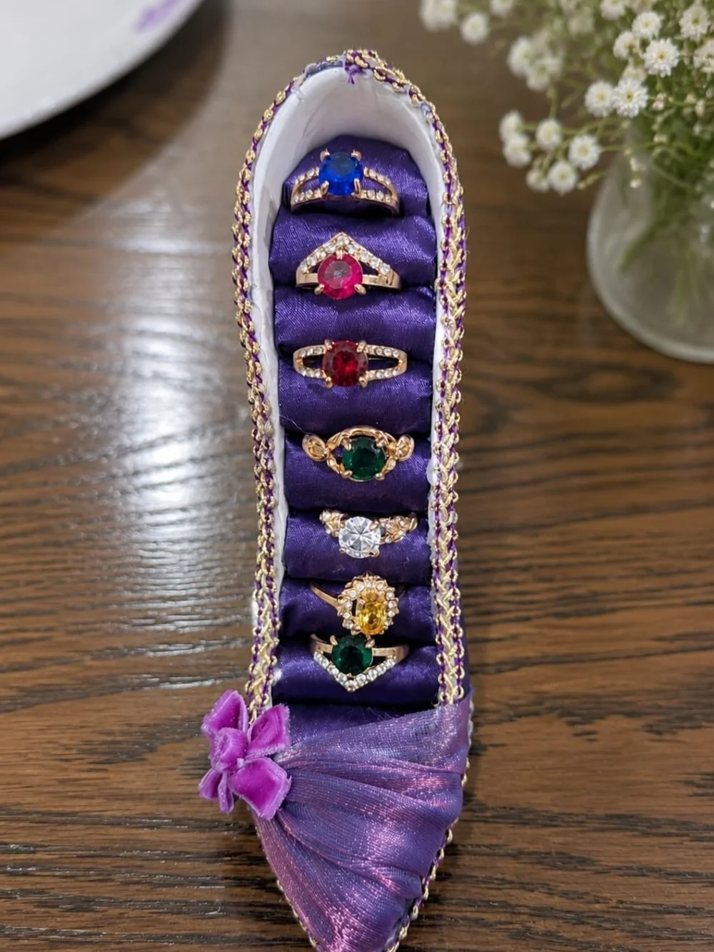 Purple High Heel Shoe Ring Holder Display Organizer + 7 CZ Rings Set